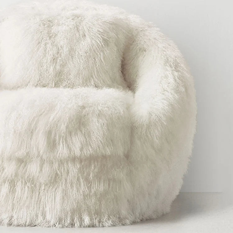 Sessel „Lusso Peloso“ – Luxuriöse Eleganz mit natürlichem Schaffell-letto-design.com