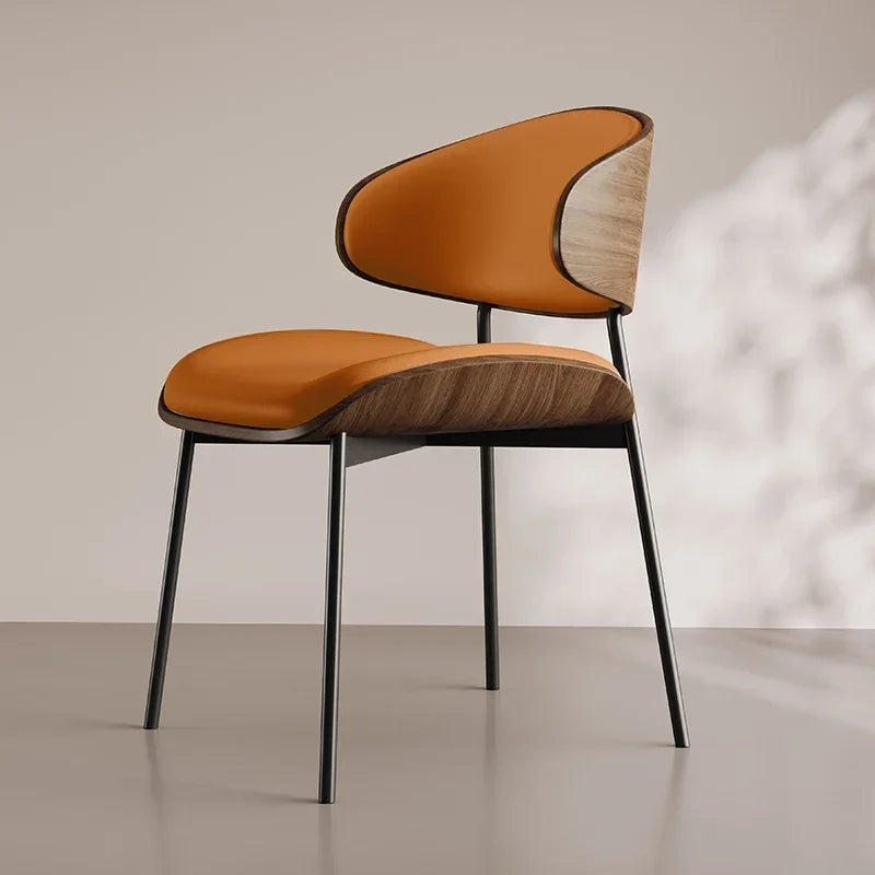 Eleganter Designstuhl aus Holz und Kunstleder – Komfort und Stil vereint-letto-design.com