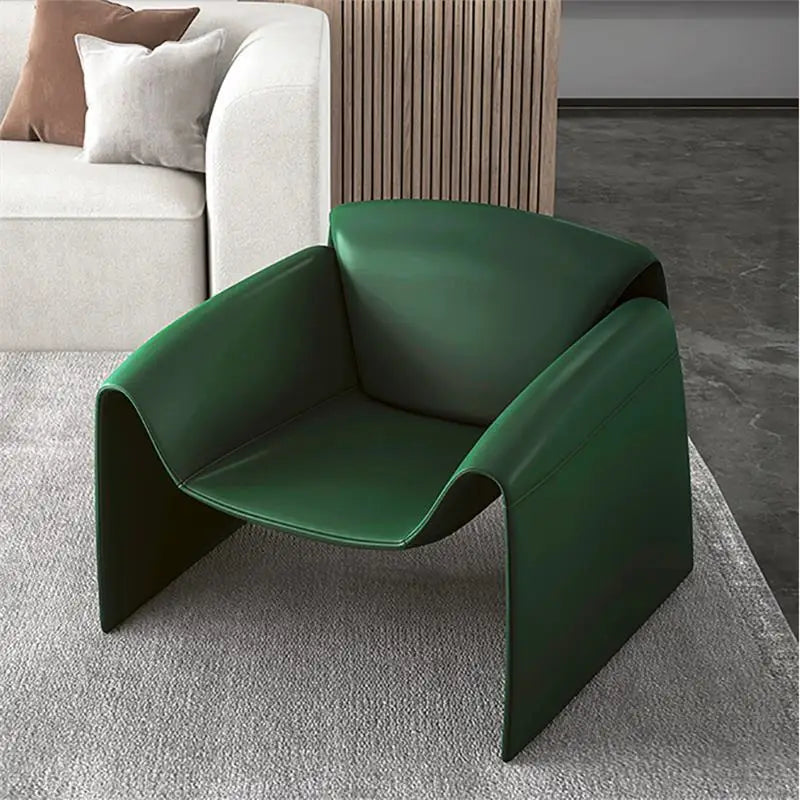 Poltrona Moderna Italia - Stilvoller Akzentstuhl für Ihr Zuhause-letto-design.com