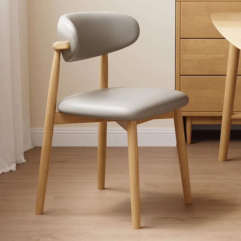 Bequemer Esszimmerstuhl aus Holz – Stilvoll & Ergonomisch-letto-design.com