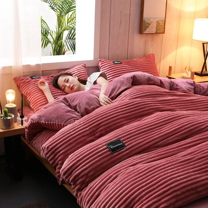 Elegante Bettwäsche „La Notte Bella“ aus Samt-letto-design.com