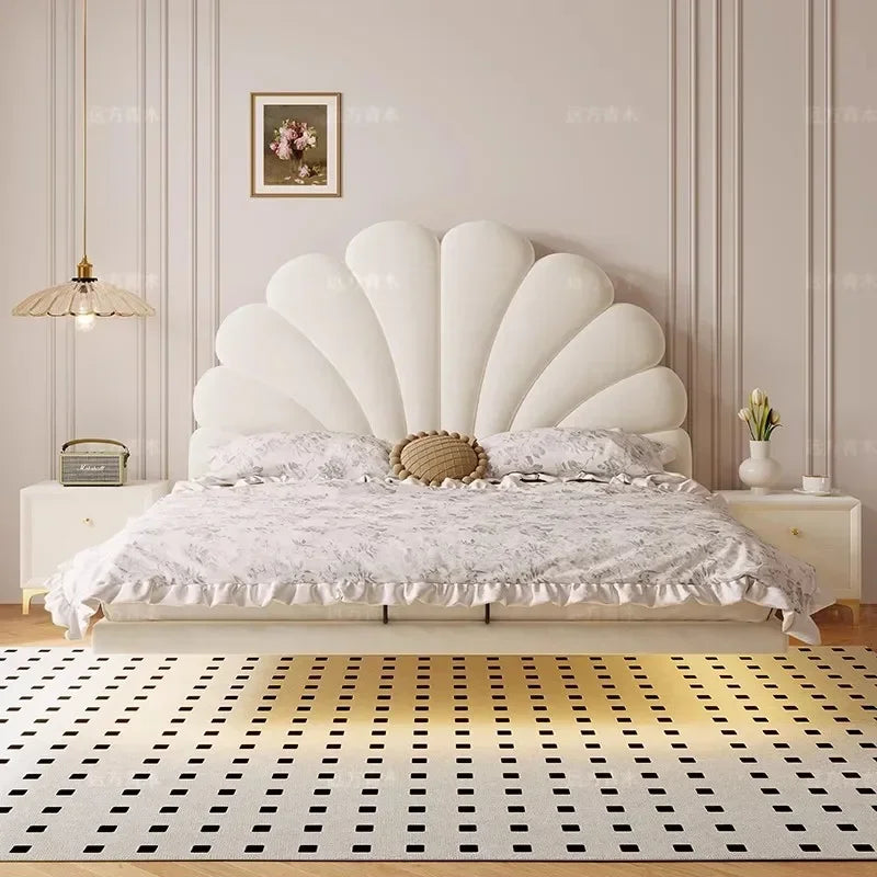 Luxuriöses Muschel-Design Polsterbett - Einzigartige Eleganz für Ihr Schlafzimmer-letto-design.com