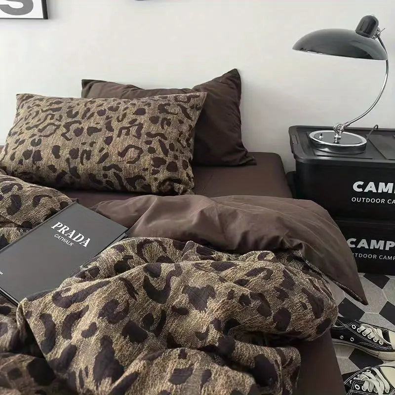 Exklusives Leoparden-Dessin Duvet-Set – Set Copripiumino Leopardo-letto-design.com