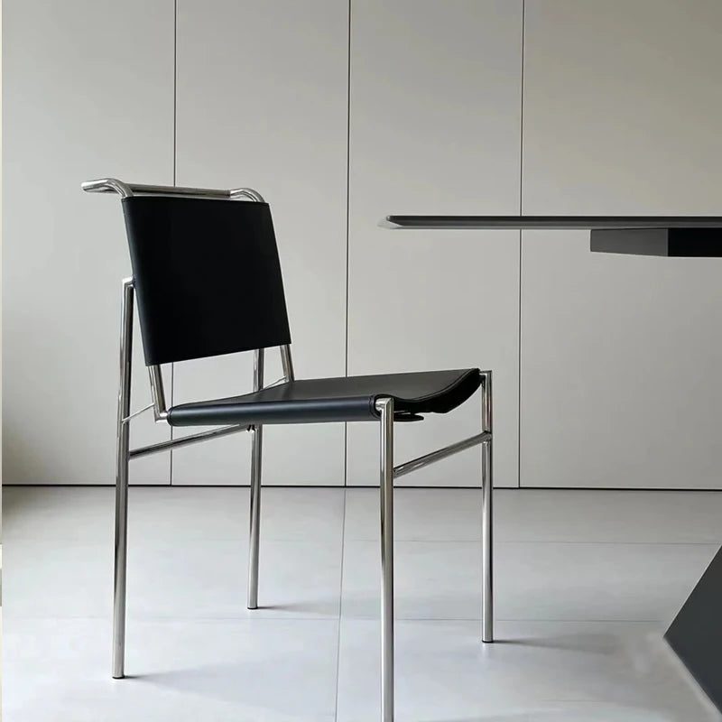 Venus Exklusivstuhl – Minimalistische Eleganz mit Komfortgarantie-letto-design.com