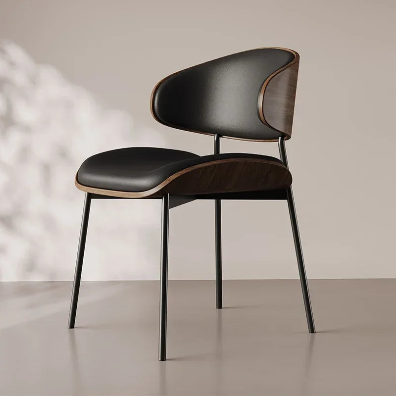 Eleganter Designstuhl aus Holz und Kunstleder – Komfort und Stil vereint-letto-design.com