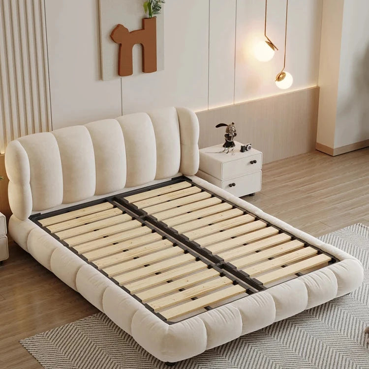 Komfortables Polsterbett mit luxuriösem Design-letto-design.com