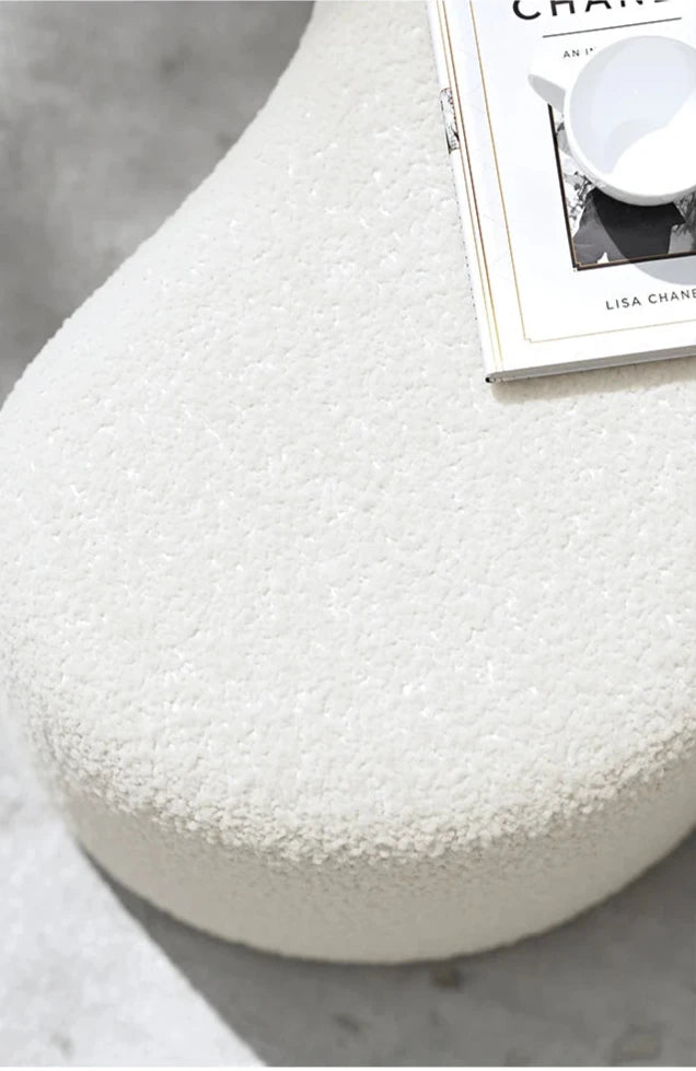 Moderner Bouclé-Sitzhocker – Eleganz und Komfort in Einem-letto-design.com