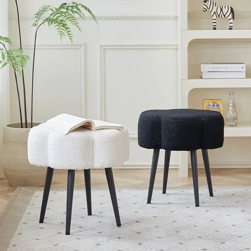 Eleganza Sgabello – Ihr stilvoller Hocker für jedes Zuhause-letto-design.com