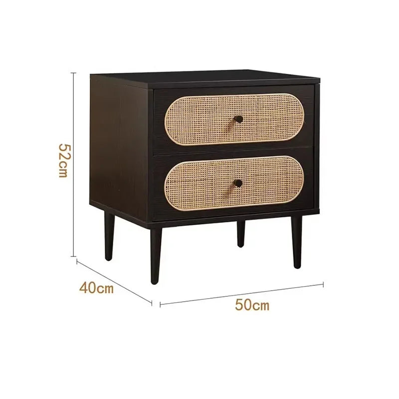 Rustikaler Nachttisch mit Rattanfronten und modernem Design-letto-design.com