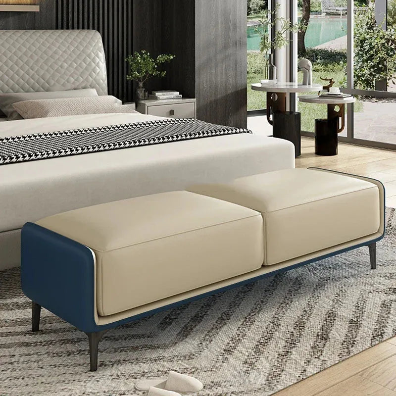 Elegante Sitzbank mit Lederbezug und minimalistischem Design-letto-design.com
