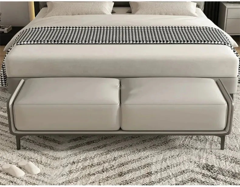 Elegante Sitzbank mit Lederbezug und minimalistischem Design-letto-design.com