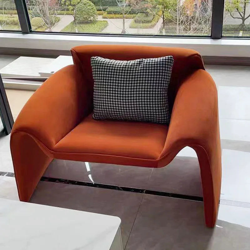 Poltrona Moderna Italia - Stilvoller Akzentstuhl für Ihr Zuhause-letto-design.com