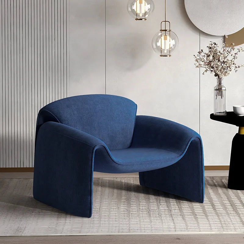 Poltrona Moderna Italia - Stilvoller Akzentstuhl für Ihr Zuhause-letto-design.com