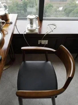 Designer-Esszimmerstuhl aus Walnussholz-letto-design.com