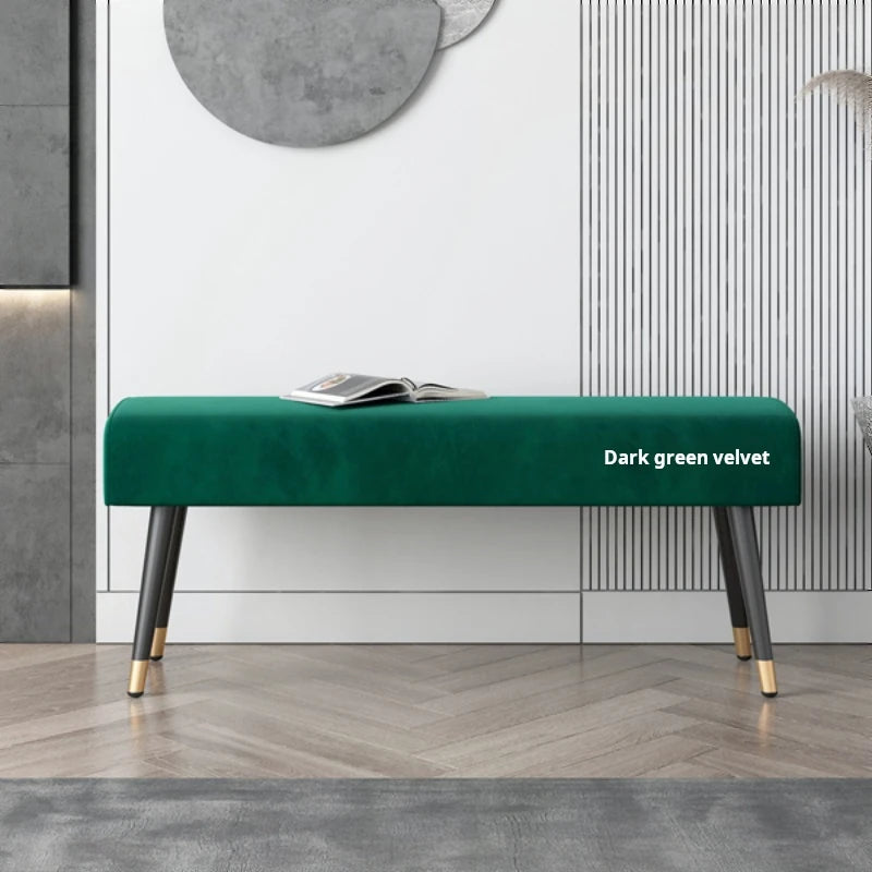 Samtige Sitzbank "Velotto" mit Goldakzenten-letto-design.com