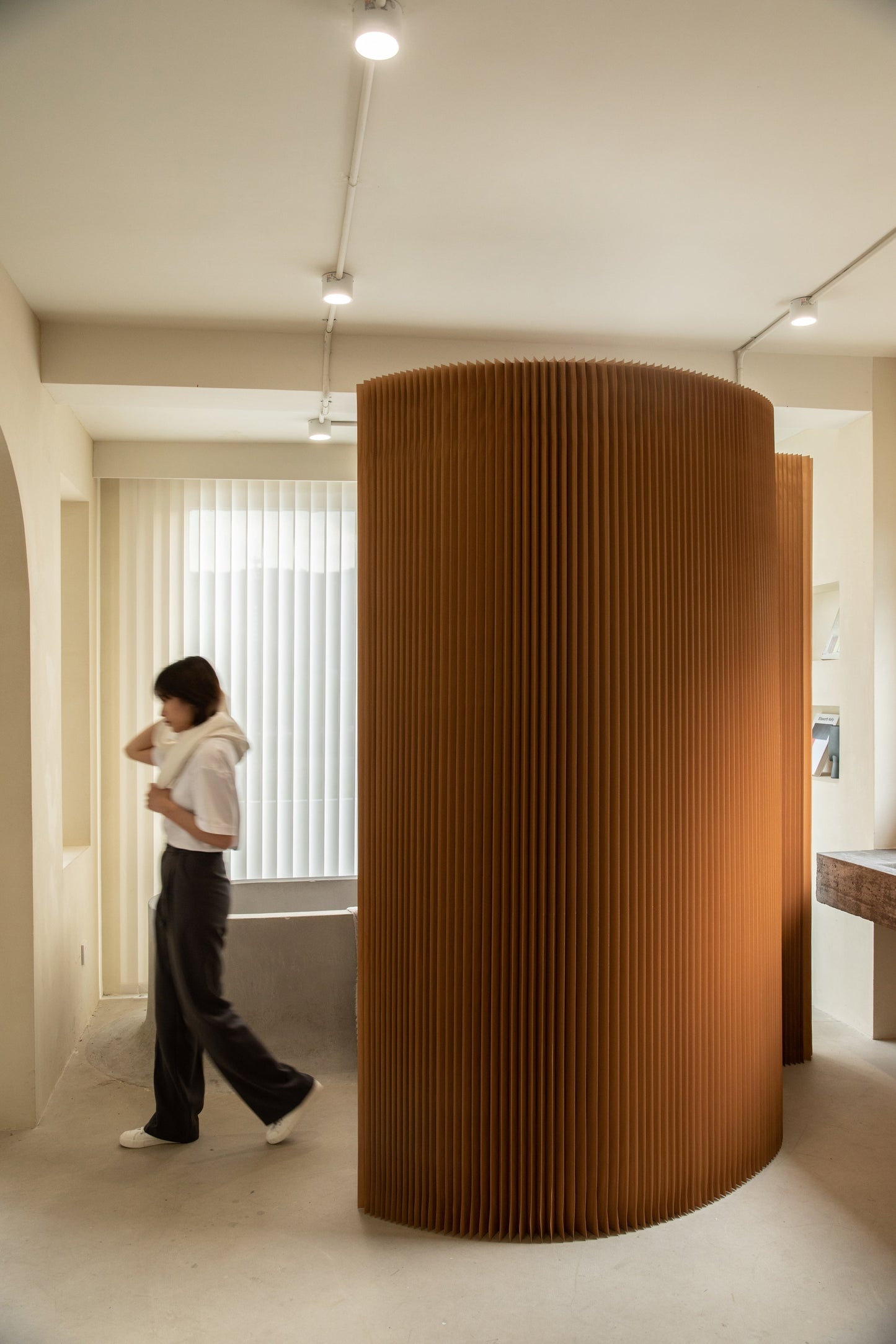 iPaper MonumentalWall Trennwand-letto-design.com