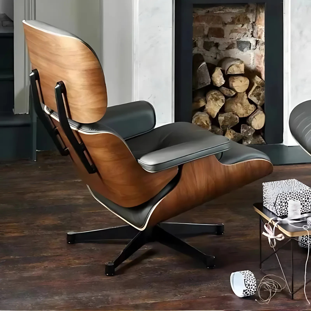 Luxuriöser Eames-Lounge-Sessel mit Ottoman