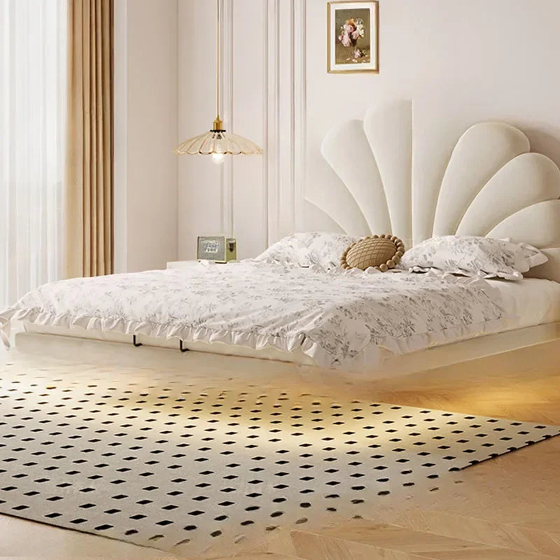 Luxuriöses Muschel-Design Polsterbett - Einzigartige Eleganz für Ihr Schlafzimmer